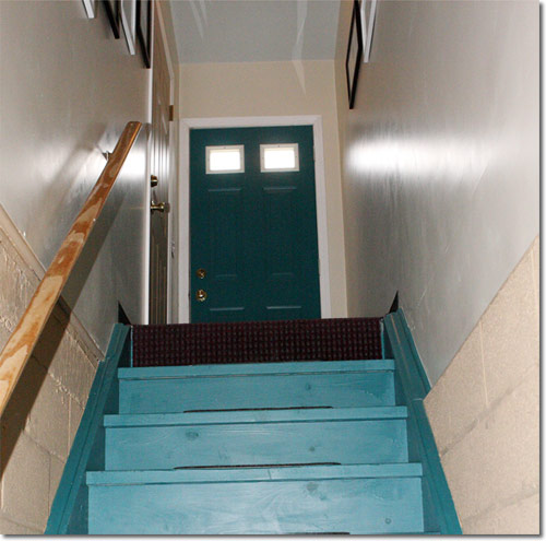 Photo Studio Entryway Looking Up - Before