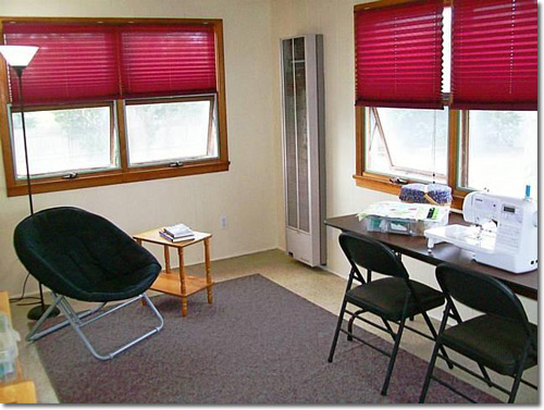 Bonus Room Before Staging